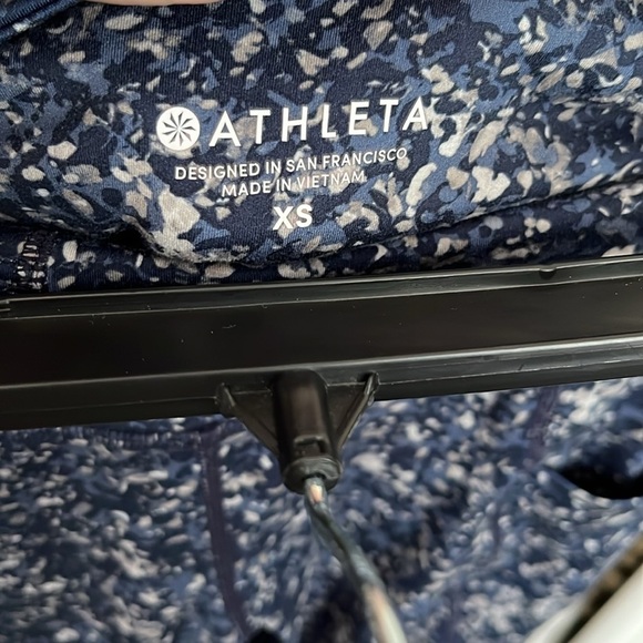 Athleta Salutation Stash Pocket Tight Leggings Women Tan Blue Navy Size XS - Picture 4 of 5